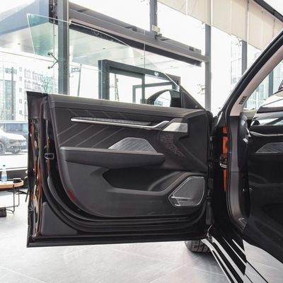 Лучший электромобиль Zeekr 001 Z-Sport 4WD 100 кВт/ч с R21 шинами Размер 501-800 Вт
