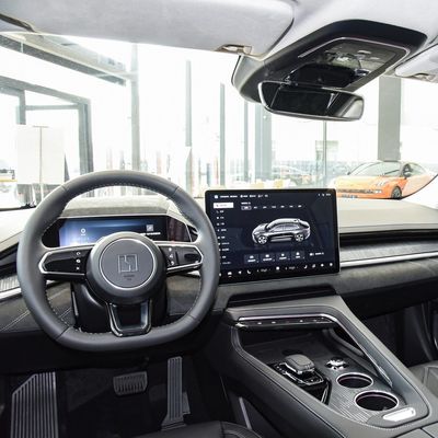 Лучший электромобиль Zeekr 001 Z-Sport 4WD 100 кВт/ч с R21 шинами Размер 501-800 Вт