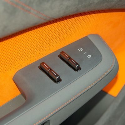 Оранжевый 2023/2024 Zeekr 001 Электромобиль 100 кВтч EV Z-Sport 4WD Колесо Вы/Я/Мы