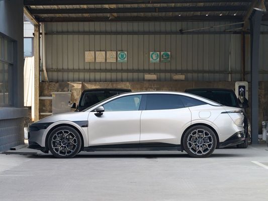 Тип электротоплива ZEEKR 007 Четырехколесный привод Версия 75 кВтч EV Гарантия удовлетворенности автомобилем