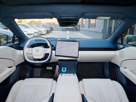 Тип электротоплива ZEEKR 007 Четырехколесный привод Версия 75 кВтч EV Гарантия удовлетворенности автомобилем