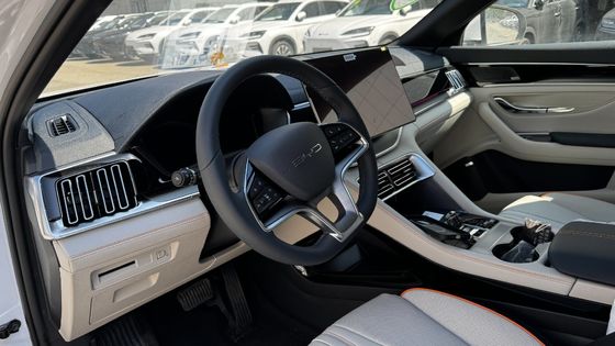 2023 EV Byd E2 Luxury Edition Чистый электрический автомобиль Подержанный/Закрытый тип кузова Белый выпуск