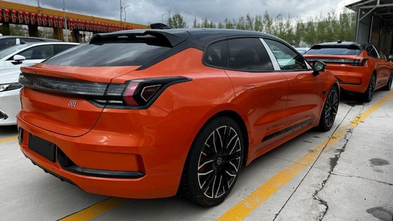 Хэтчбек Zeekr 001 You Edition 100 Kwh Оранжевый цвет с Z-Sport Производится в 2024 году