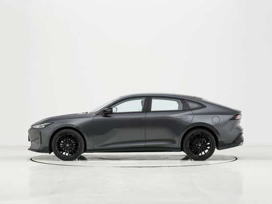 Uni-V бензиновый автомобиль 5 мест на заказ Чанган Uni-V 1.5t бензиновый автомобиль седан