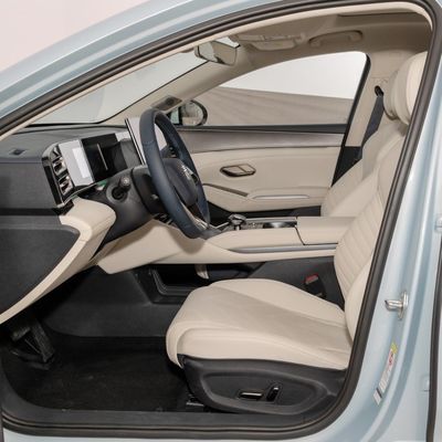 2024 Byd Qin L Dm-I 120 км E-CVT Excellence Версия Электрический автомобиль с шинами 225/50 R18