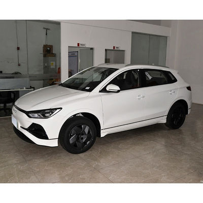 2023 EV Byd E2 Luxury Edition Чистый электромобиль подержанный/ электромобиль в белом внешнем цвете