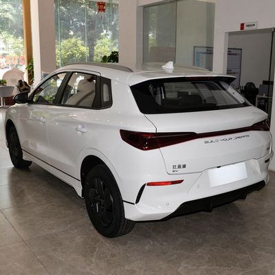 2023 EV Byd E2 Luxury Edition Чистый электромобиль подержанный/ электромобиль в белом внешнем цвете