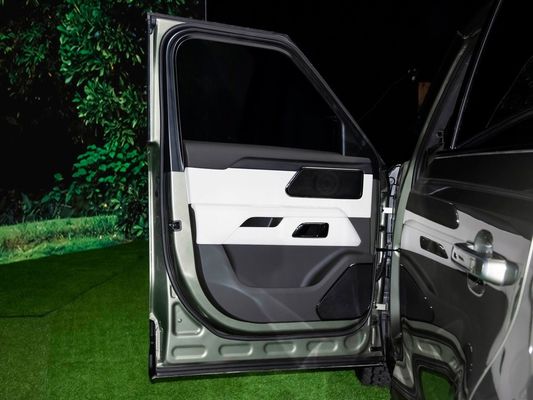 Джи Ши 01 Шестиместная версия с автоматической коробкой передач и черным внешним цветом