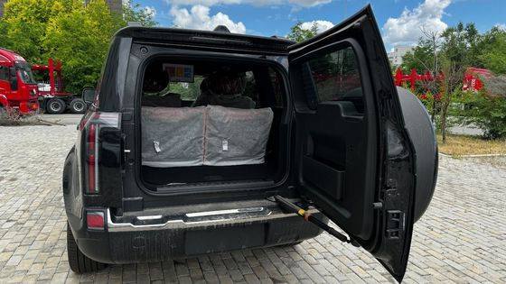 Polar Stone 01 2023 модель 6 мест Версия AWD с черным внешним цветом