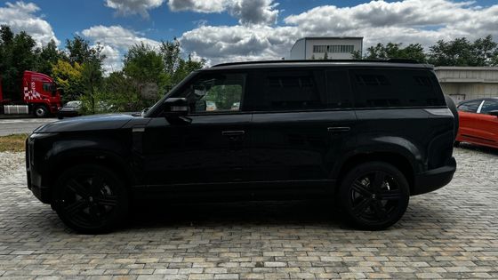 Polar Stone 01 2023 модель 6 мест Версия AWD с черным внешним цветом
