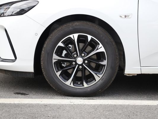 Автомобиль 2024 1.3t Mild Hybrid Edition с барометрической тормозной системой и черным внешним цветом