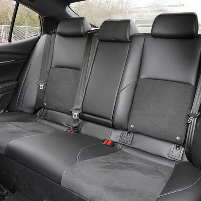 2024 Camry 2.0hxs Sports Plus версия Гибридный автомобиль с безступенчатой коробкой передач и E-CVT