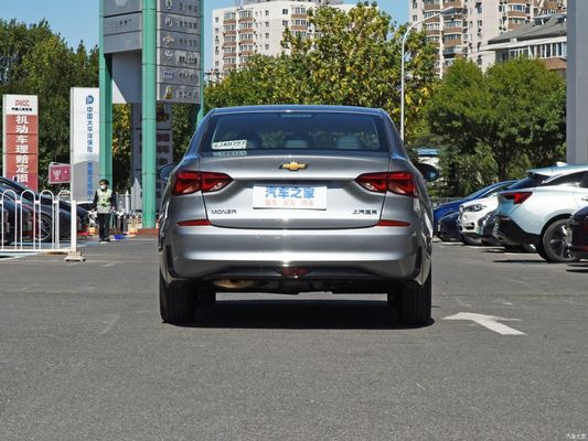 SUV Шевроле Монза 1.5L с двойным сцеплением Enjoyment Puls Edition Бензиновый автомобиль