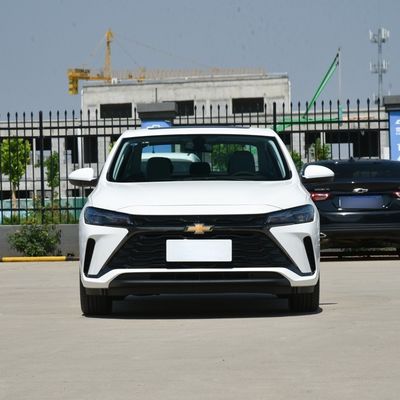 Настройка Chevrolet Monza 1.5L Бело-черный 2024 Модель Enjoy Edition Маленькие/большие/умные автокресла 3