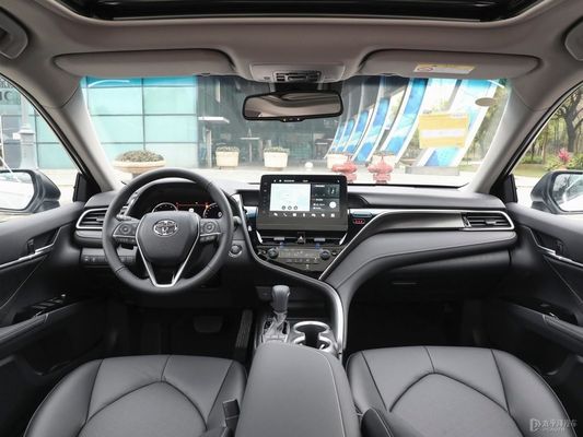 Седан Toyota Camry 2023 2.5hq Mh EV Двойной двигатель Флагманский гибридный автомобиль Бензиновый автомобиль