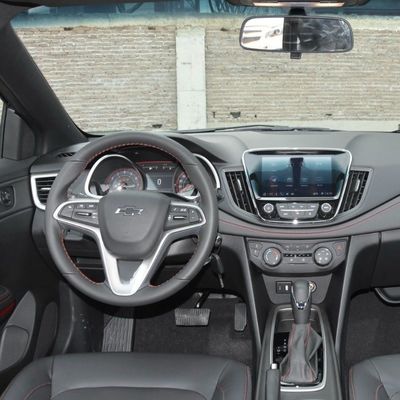 2024 Chevrolet Monza 1.3t Автоматическая версия Гибридный автомобиль с черным