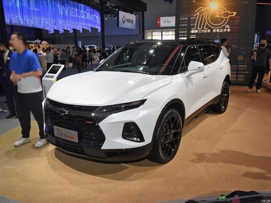 Бензиновый автомобиль Chevrolet Blazer Mh 650t RS Двойной сцепление 4WD Белый ночной SUV