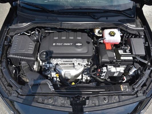 Chevrolet Monza 1.5L Black Enjoy Edition 2024 Модель седана Ручная коробка передач и конструкция
