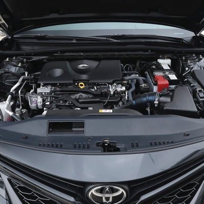 Автомобиль 2023 Toyota Camry 2.5g Deluxe Edition для онлайн/местного послепродажного обслуживания