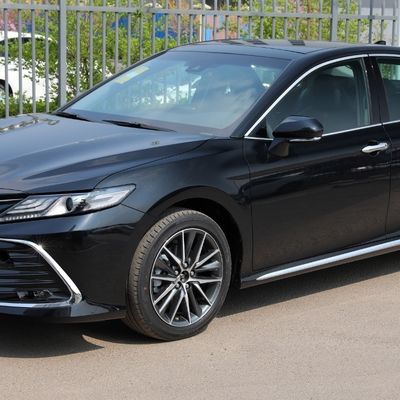 2023 Продажа Toyota Camry 2.5g Deluxe Edition Бензиновый автомобиль с объемом 2500-4000cc