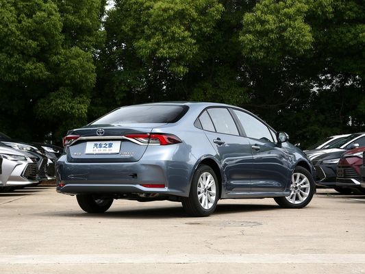 Запрос на заказ Toyota Corolla 1.8L Гибридный элитный седан Сиденья 5