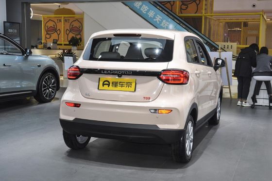 Закрытый тип кузова и сиденья для 5 2022 Leapmotor T03 Amber Edition