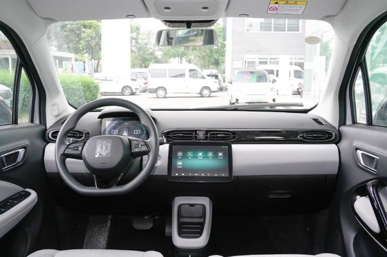 2022 White Jade Edition Leapmotor T03 с 5 сиденьями 5050x1902x1509
