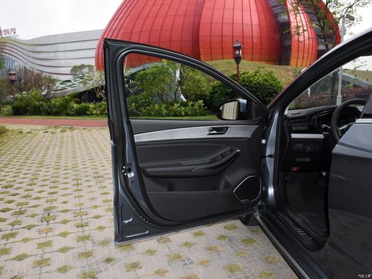 Быстрая поставка и скидка на бензиновый автомобиль Chery Arrizo5 Plus с тормозной системой EPB