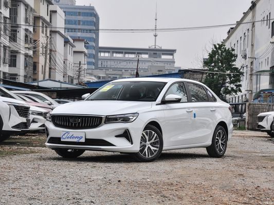 Geely Emgrand 2023 4th Champion Edition 1.5L CVT Роскошный бензиновый автомобиль с левым рулевым управлением