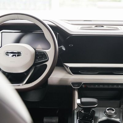Дисплимация 1600-2500cc Geely Xingyuel 2.0td Высокая мощность Автоматический Fwd Флагманский внедорожник
