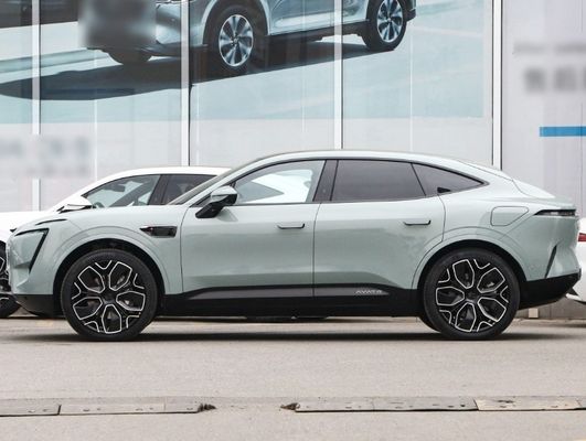 2022 Аватар 11 Долговечный двойной моторный автомобиль Масса 2280 кг Выносливость 555 км Четырехместный