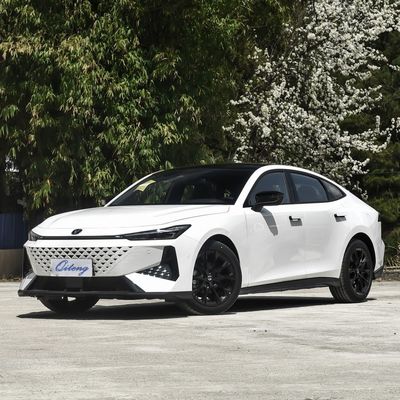 Седан Changan Uni-V 1,5 т 5-местный бензиновый автомобиль Максимальная мощность Kw 173 л.с.
