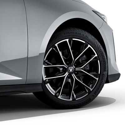 Седан Changan Uni-V 1,5 т 5-местный бензиновый автомобиль Максимальная мощность Kw 173 л.с.