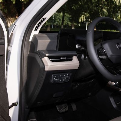2024 Чанган Хантер 4WD Воин/Рыцарь Пикап Автомобиль с двойным двигателем Стандартный/Экстра длинный ящик