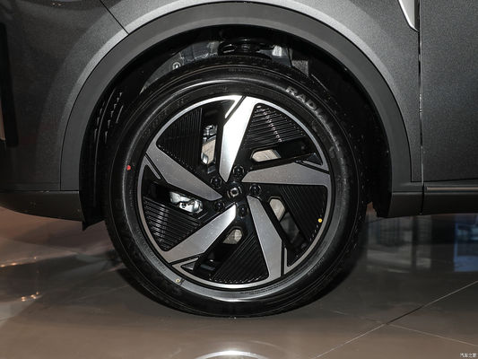 Чанган Qiyuan Q05 Автомобиль Автомобиль SUV с размерами 4539*1865*1680 и 5 сидений