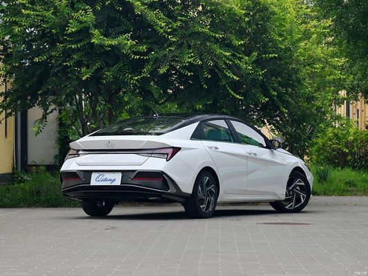 Автоматический Hyundai Elantra 2023 1.5L CVT Верхняя флагманская версия Дисплимация 1000-1600cc