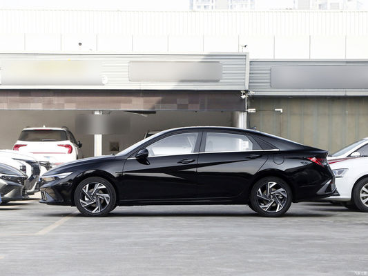 2023 Hyundai Elantra 1.5L CVT Luxury Edition Бензиновые автокресла 5 типа кузова Закрыто