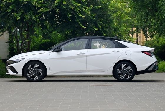 2023 Hyundai Elantra 1.5L CVT Седан Левое рулевое управление и независимая подвеска McPherson