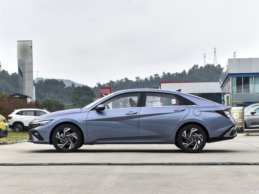 Hyundai Elantra 2023 1.5L CVT Glx Elite Edition Белые внешние сиденья 5 бензиновый автомобиль