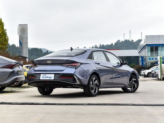 Hyundai Elantra 2023 1.5L CVT Glx Elite Edition Белые внешние сиденья 5 бензиновый автомобиль