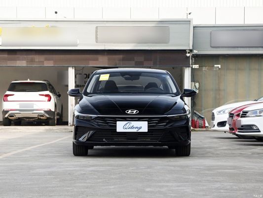 Hyundai Elantra 2023 1.5L CVT Lux Edition Бензиновый автомобиль с объемом 1000-1600CC