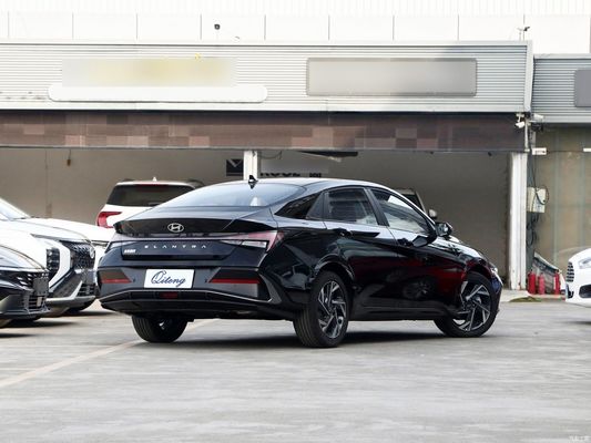 Hyundai Elantra 2023 1.5L CVT Lux Edition Бензиновый автомобиль с объемом 1000-1600CC