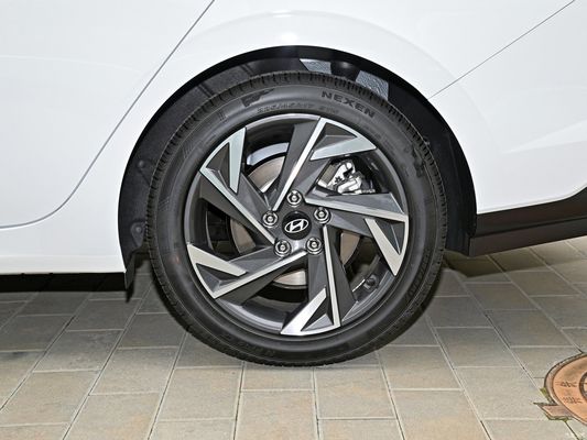 Hyundai Elantra 2023 1.5L CVT Бензиновый автомобиль Верхняя флагманская версия в пределах 1000-1600cc