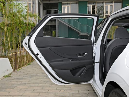 Hyundai Elantra 2023 1.5L CVT Бензиновый автомобиль Верхняя флагманская версия в пределах 1000-1600cc