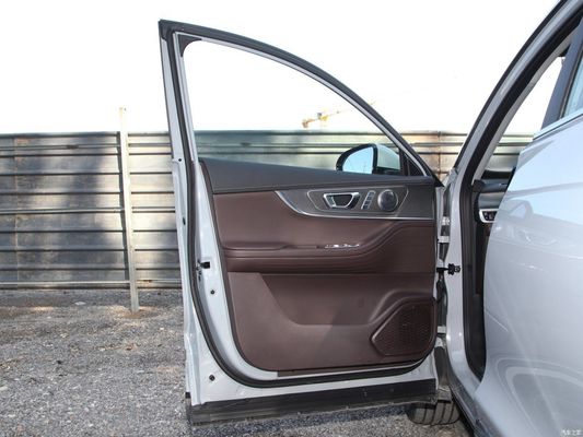 Chery Tiggo8 PRO 290t 2WD Interstellar Edition 5-местный бензиновый автомобиль