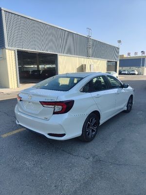 Honda Crider 1198 закрытый кузов тип 2024 1.0t 180turbo CVT Deluxe Edition по доступной цене
