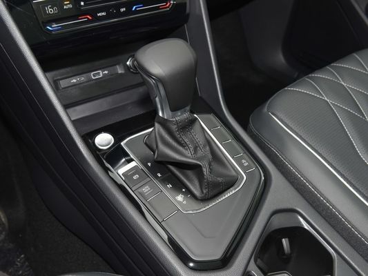 VW Volkswagen Tiguan L 2023 Переработанный 330tsi 2WD Zhixiang Версия FWD Привод бензин