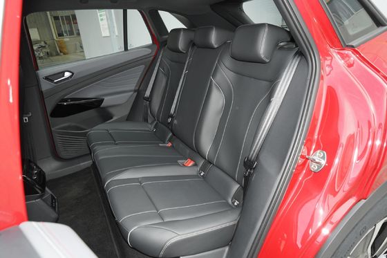 Закрытый тип кузова Volkswagen ID. 4 X 2023 Pure Enjoyment Edition с левым рулем