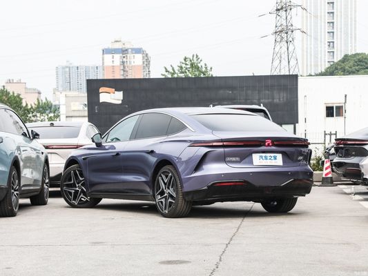 5000*1953*1494 2023 BEV Хэтчбек Электрическое транспортное средство Rising Auto F7 с технологией BEV
