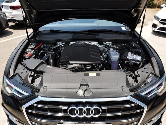 Автомобильные поставщики 140 кВт FWD для 2023 Audi A6l Tfsi Deluxe Sporty Edition Авто Седан